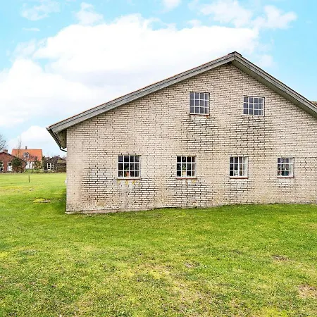 Holiday home 6 Person In Ribe-by Traum *
